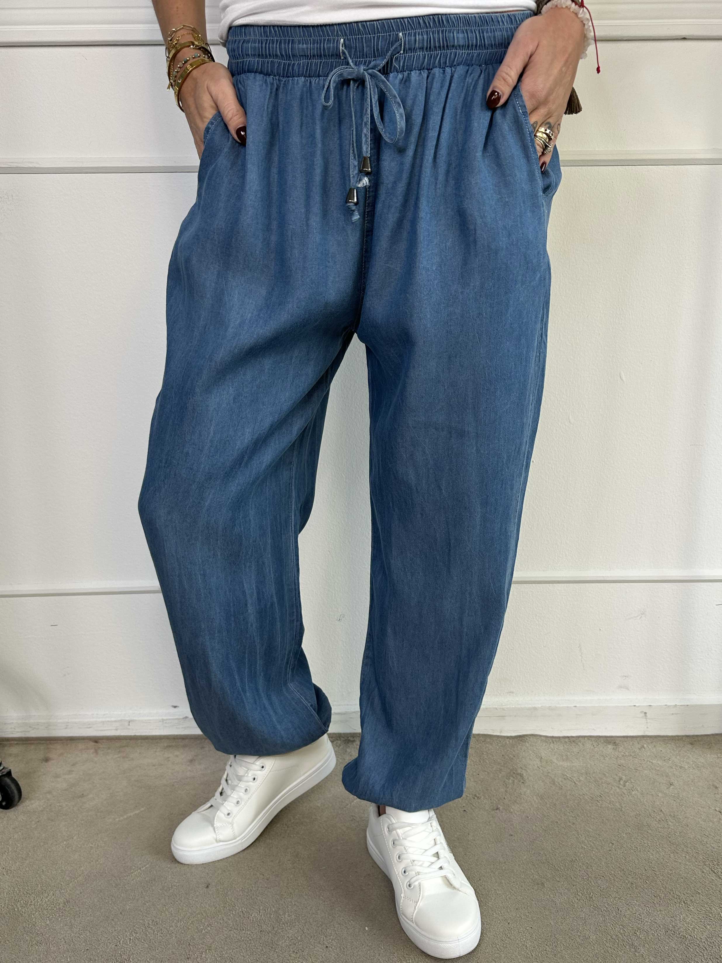 Andie - Løse bukser i denimlook med elastikkant i livet